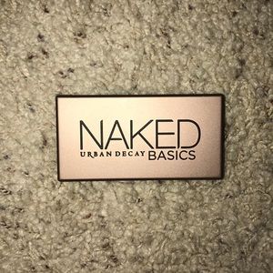 Urban Decay eye shadow pallet